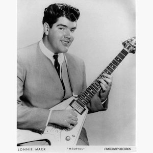 Lonnie-Mack-with-Gibsons-Flying-V-Guitar