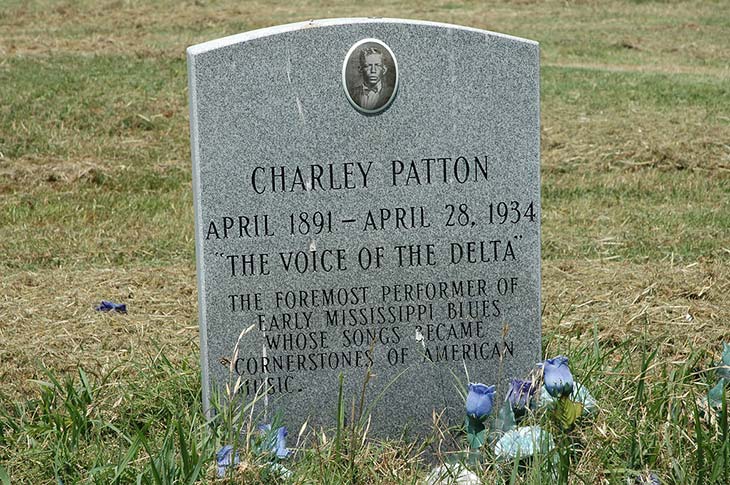 Charley-Patton-Grave-web-730