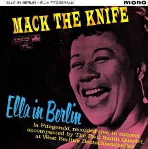 Ella-in-Berlin-----Mack-The-Knife-366x370