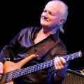 アージェント、キンクス、現ゾンビーズのベーシストのジム・ロッドフォードが死去
