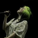 ビリー・アイリッシュ、自身初の配信ライヴ「“WHERE DO WE GO?” THE LIVESTREAM」を実施