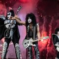 キッス（KISS）が日本時間2021年1月1日午前2時に、ドバイからオンラインライヴ実施を発表