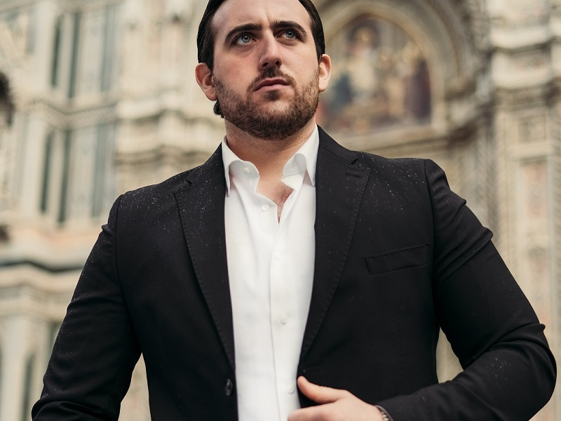 デッカが若きテノールの逸材フレディ・デ・トマーゾと契約：4月にデビュー・アルバムをリリース