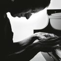 現代最高峰のジャズ・ピアニスト、キース・ジャレットによる未発表クラシック録音が発売決定