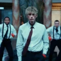 mgk、8月発売の最新アルバム『lost americana』より、新曲「vampire diaries」がMVと共に公開