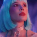 ホールジー、デビュー作『Badlands』10周年を記念して収録曲「Drive」のMV公開